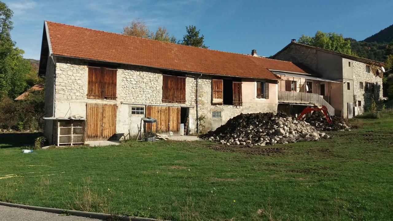 Le Petit Begou Bed & Breakfast Saint-Auban-d'Oze Exterior photo